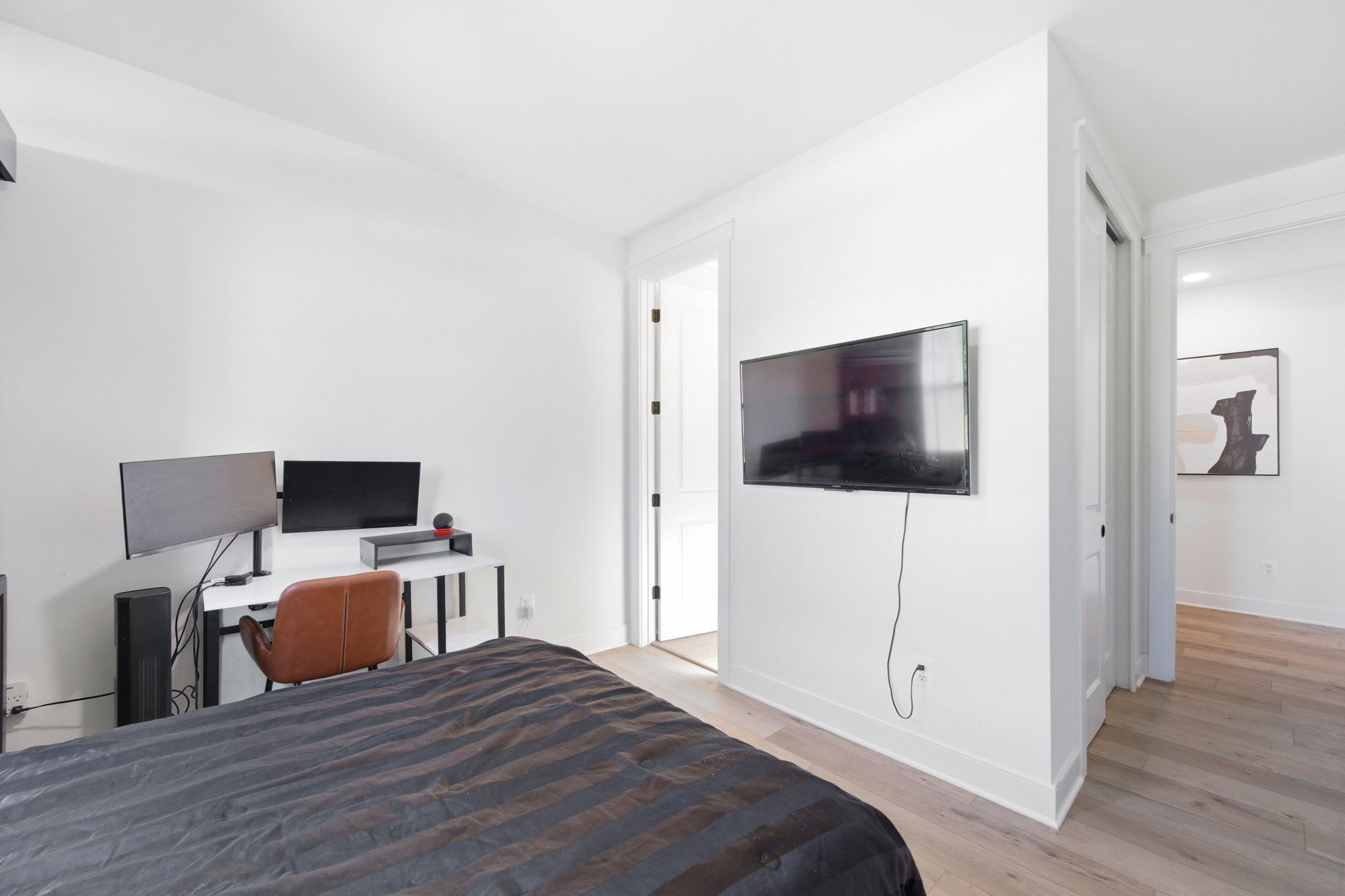 Interiors (38)