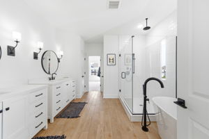 Interiors (51)