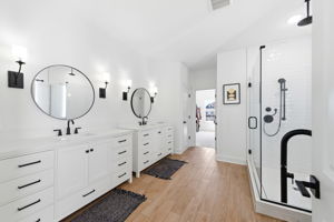 Interiors (52)