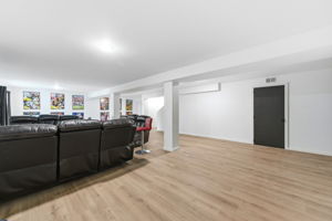 Interiors (75)