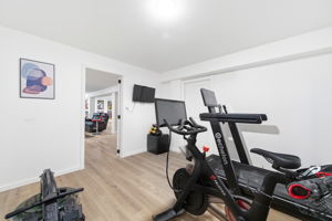Interiors (78)