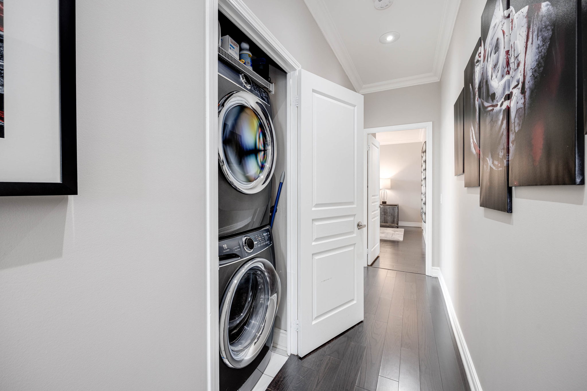 Richmond Hill property showcase — delivered property photograph 24