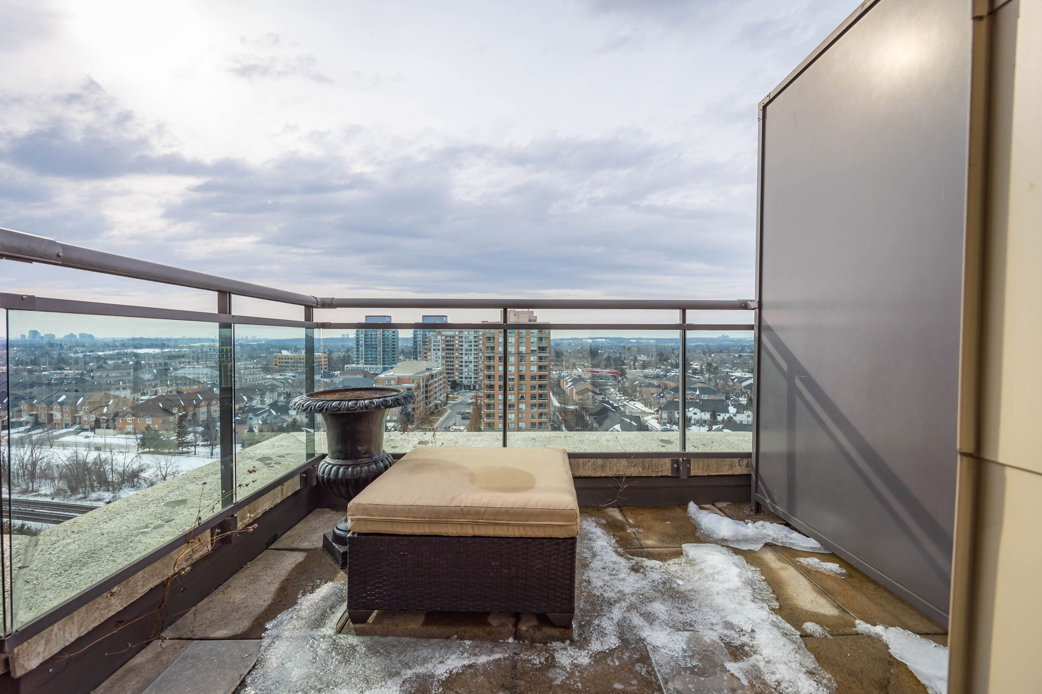 Richmond Hill property showcase — delivered property photograph 38