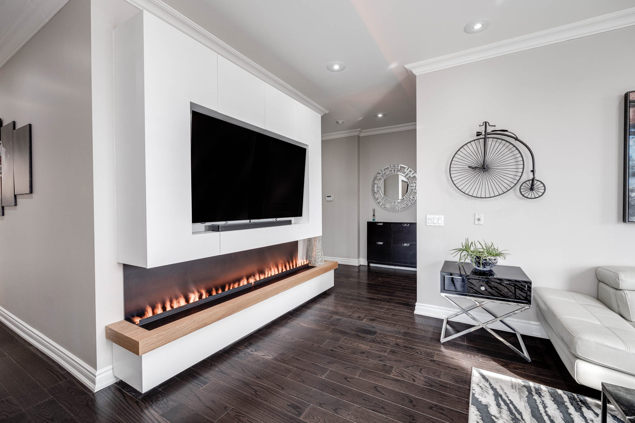 Richmond Hill property showcase — delivered property photograph 4