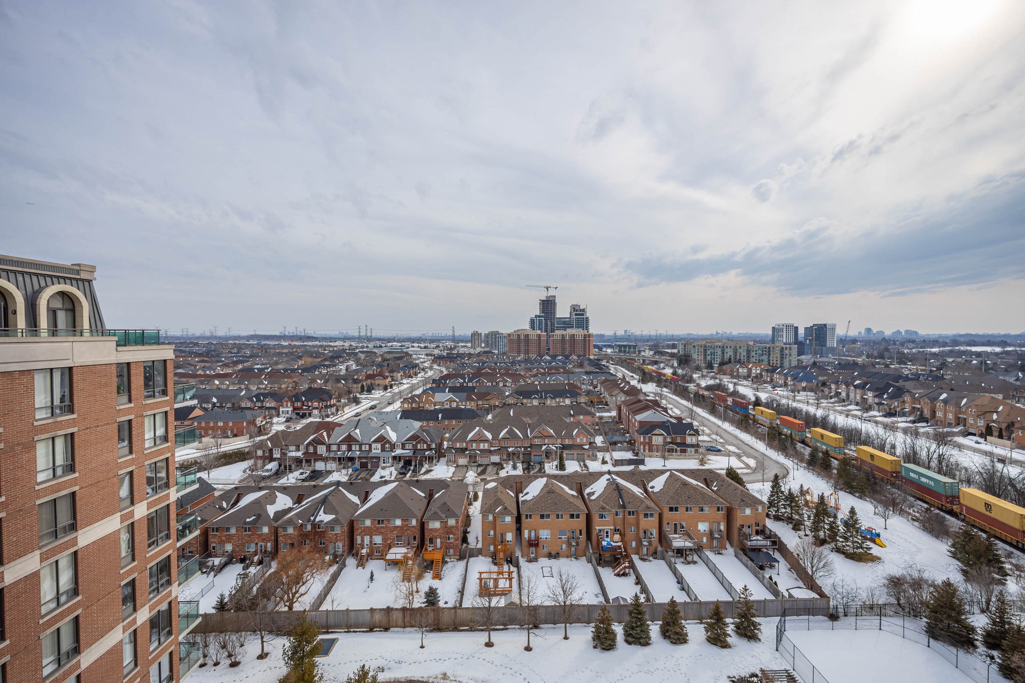 Richmond Hill property showcase — delivered property photograph 32