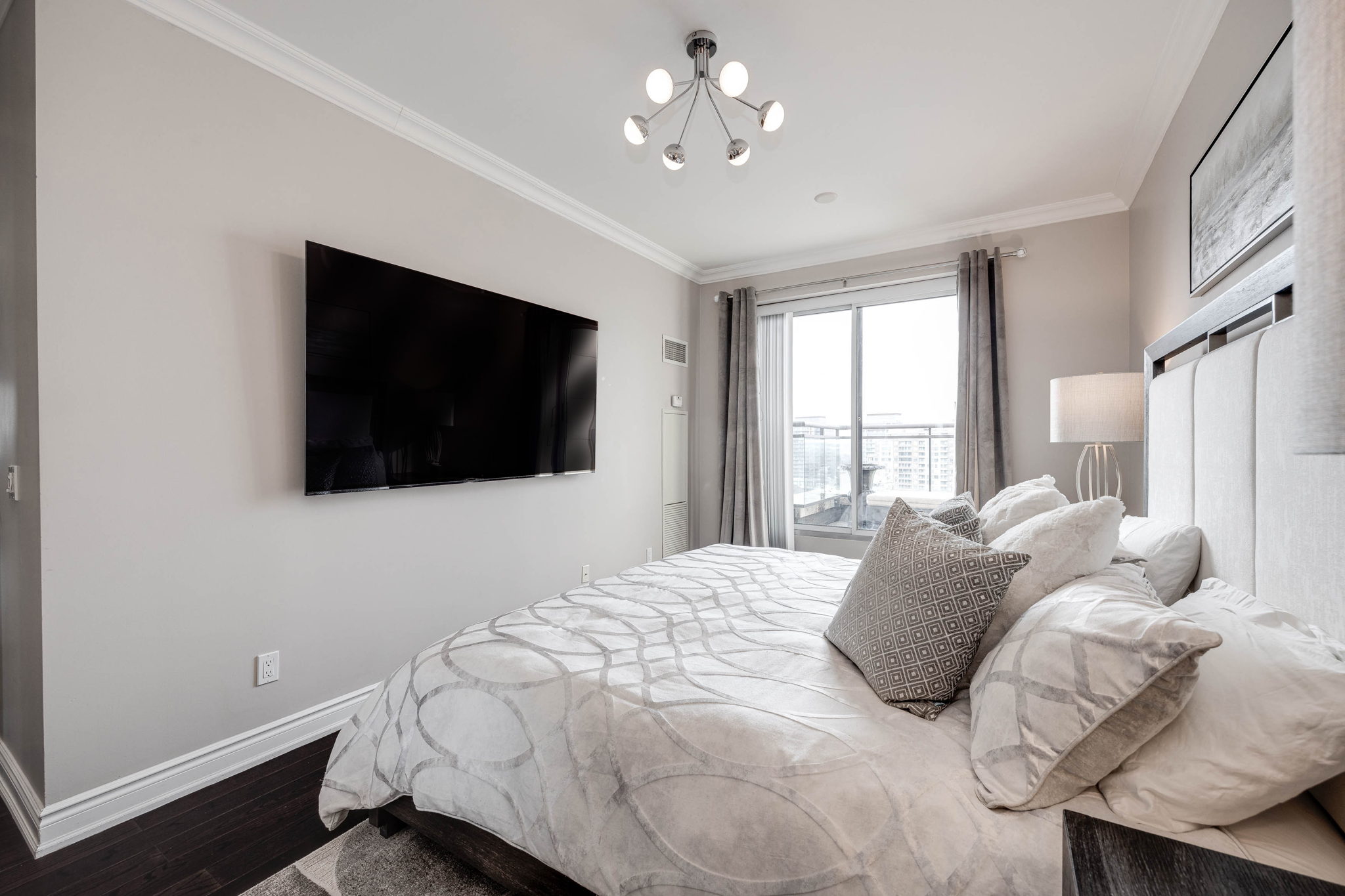 Richmond Hill property showcase — delivered property photograph 14