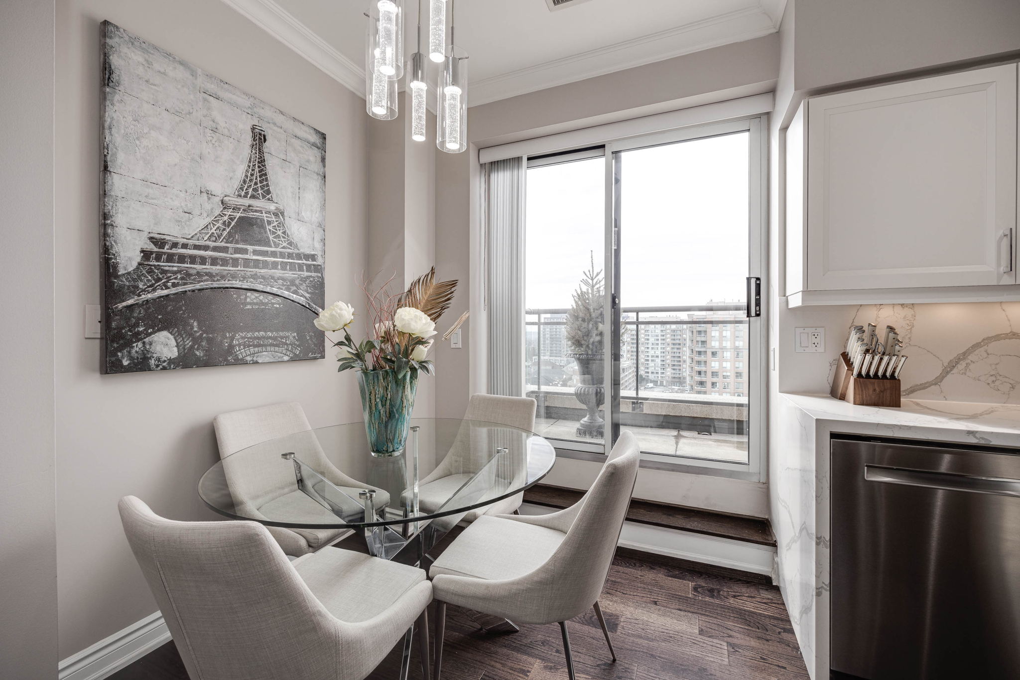 Richmond Hill property showcase — delivered property photograph 9