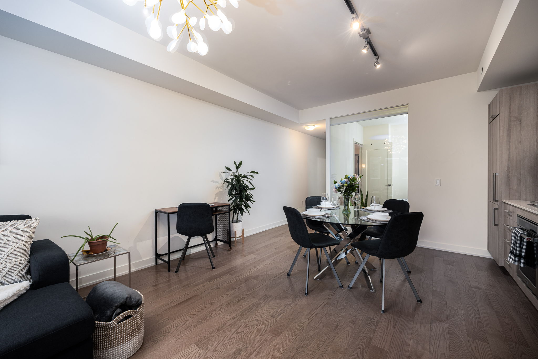 Toronto property showcase — delivered property photograph 6