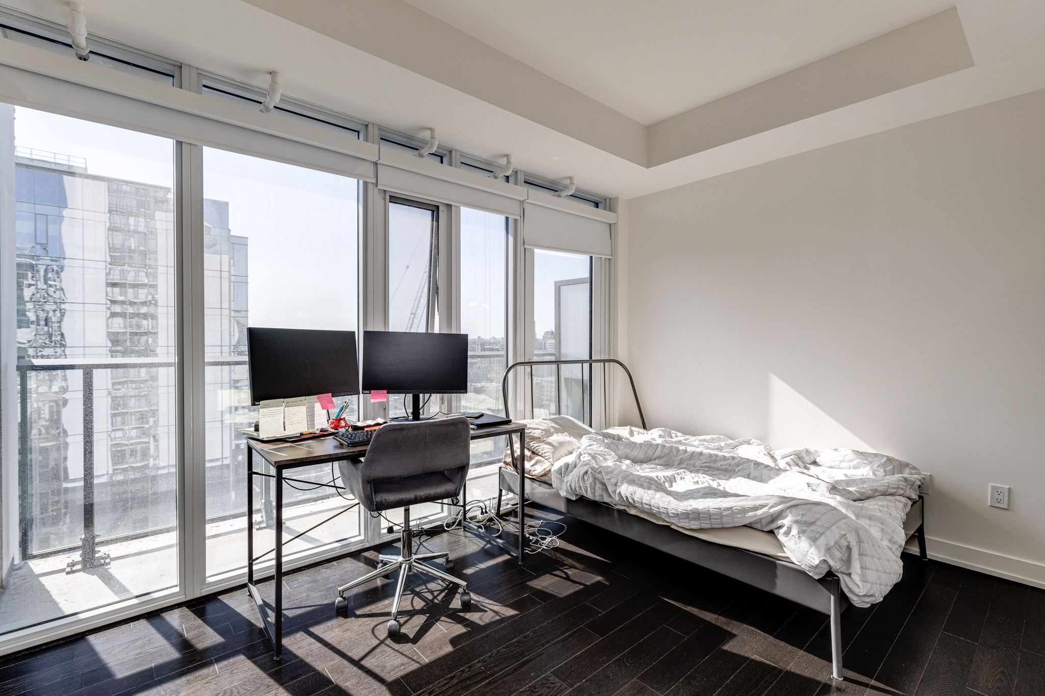 Toronto property showcase — delivered property photograph 16