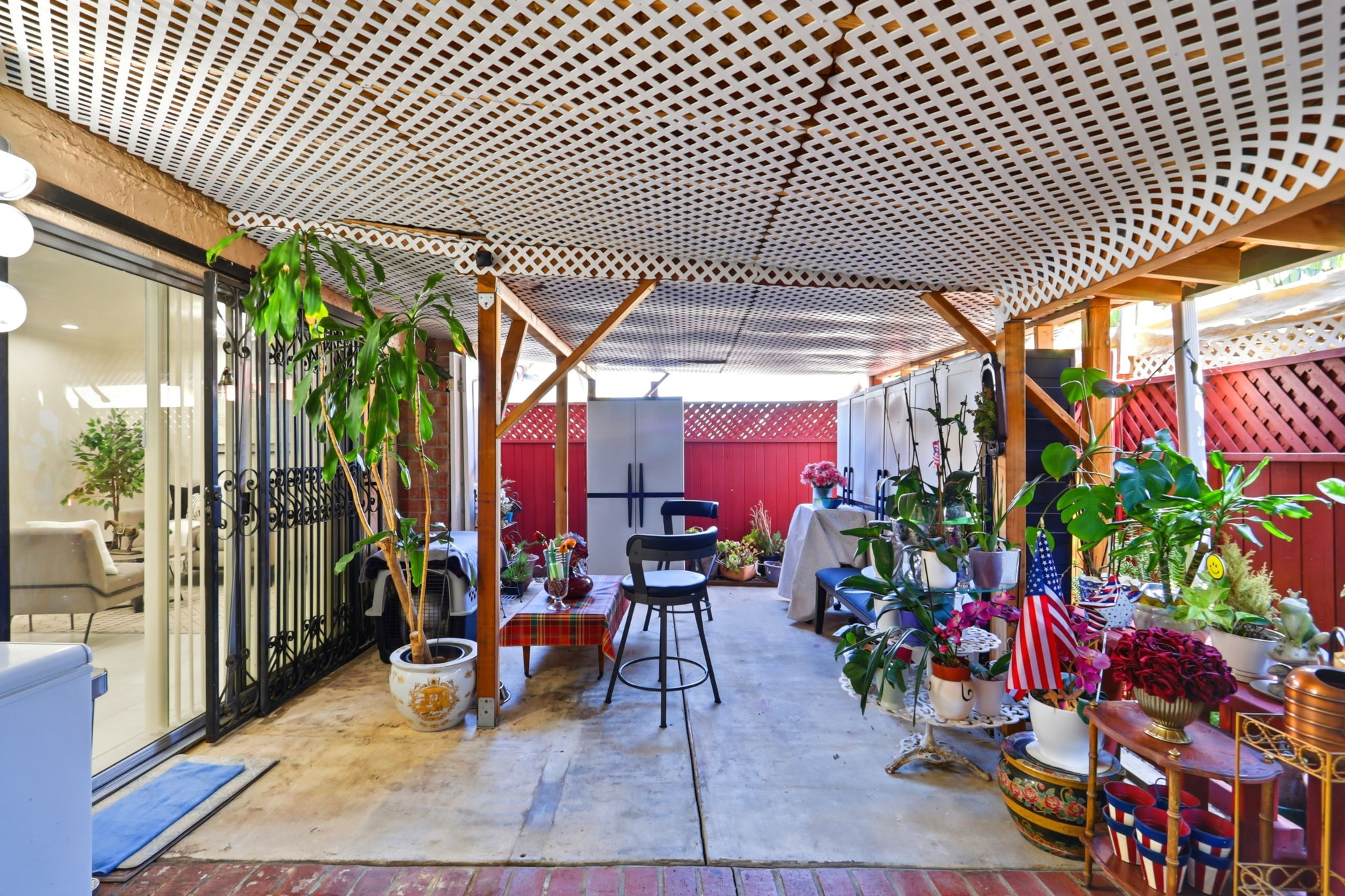 045_F8_330 Ryegate Ct