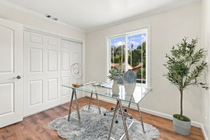 024_F8_330 Ryegate Ct