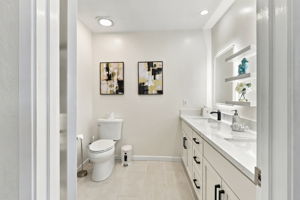035_F8_330 Ryegate Ct