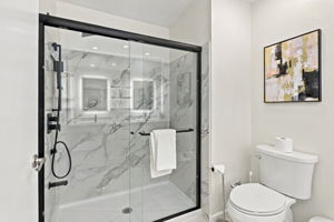 036_F8_330 Ryegate Ct