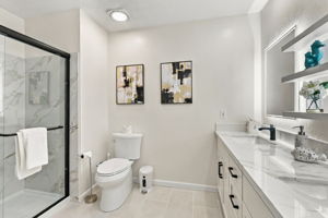039_F8_330 Ryegate Ct