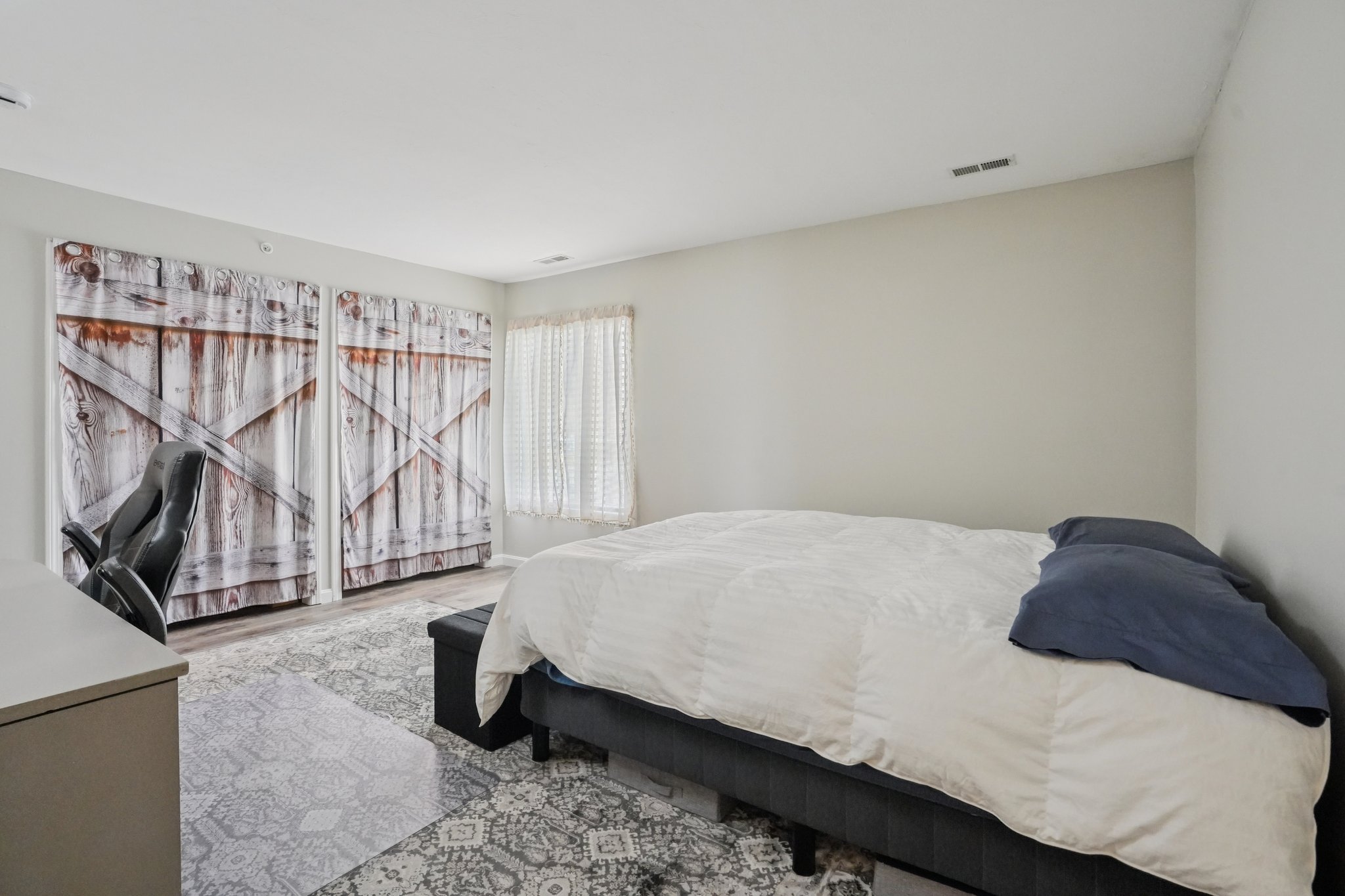 Sunderland Rd-S1803-020.jpg