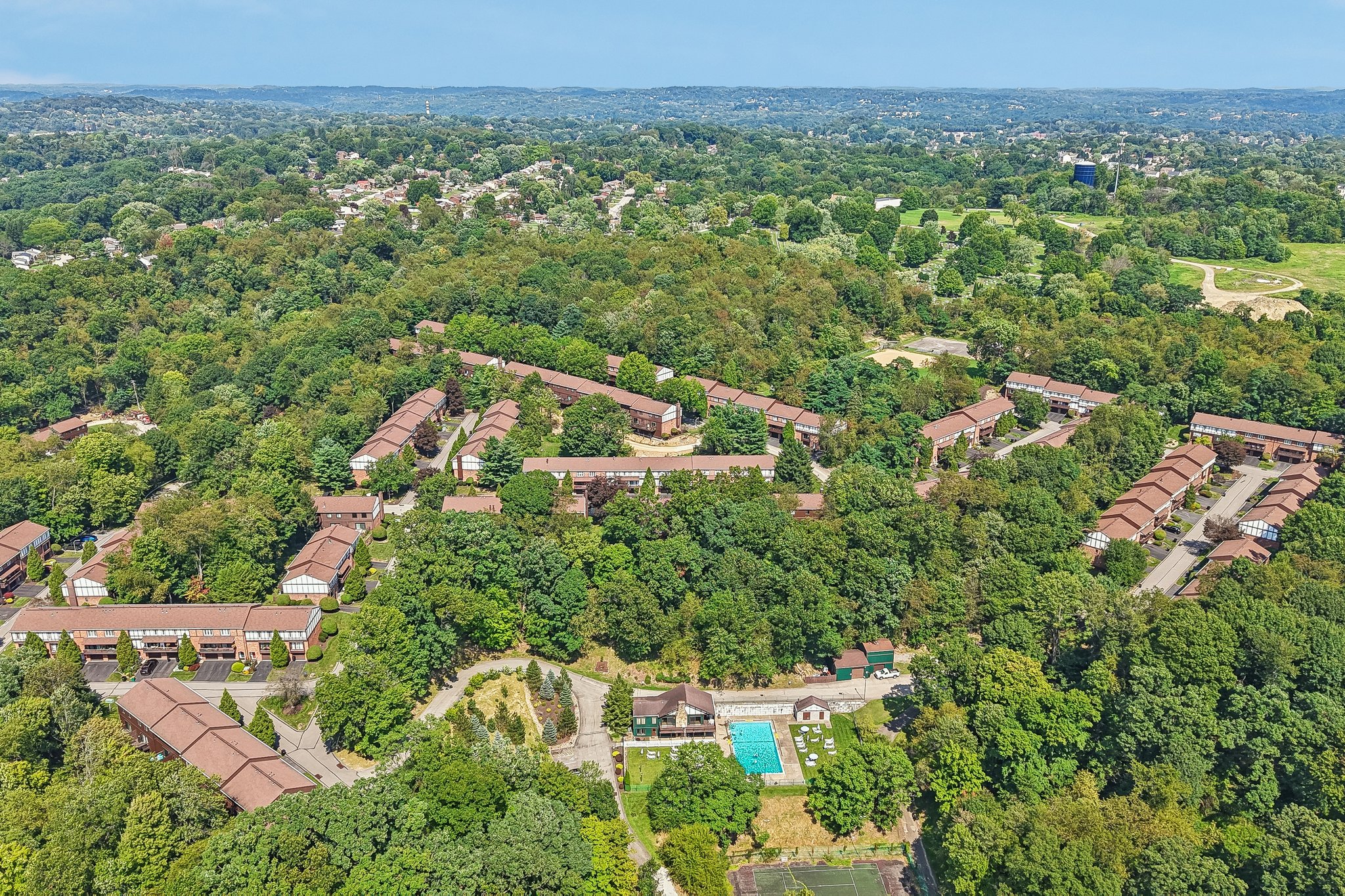 Woodbridge Dr-0209-907.jpg
