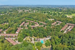 Woodbridge Dr-0209-907.jpg