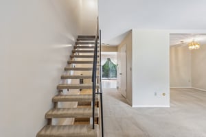 Woodbridge Dr-S0309-010.jpg