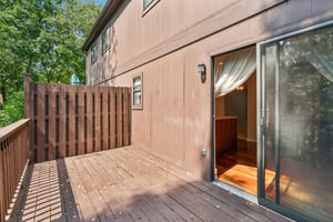 Woodbridge Dr-S0309-043.jpg