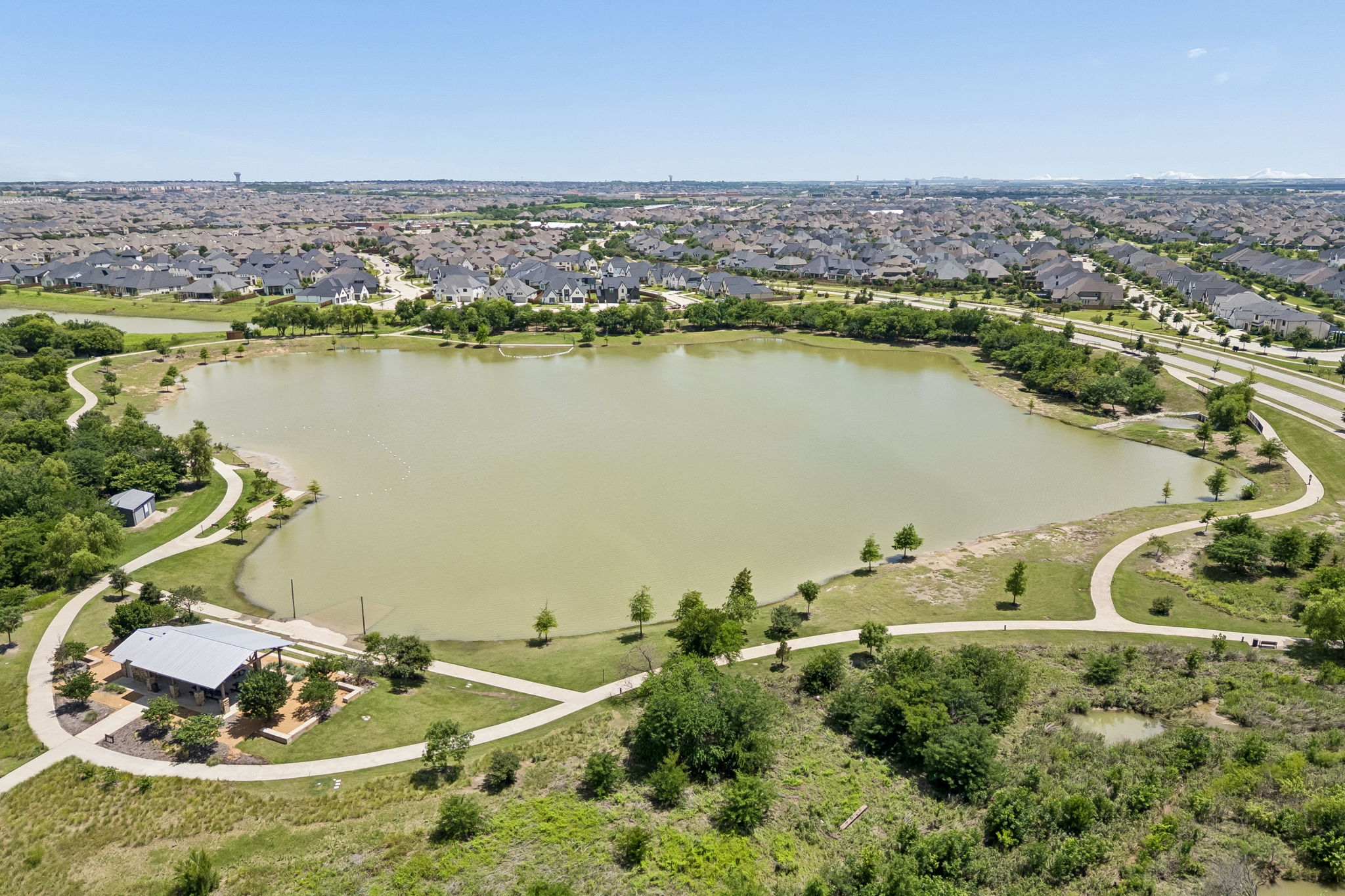 3300Crescent_006