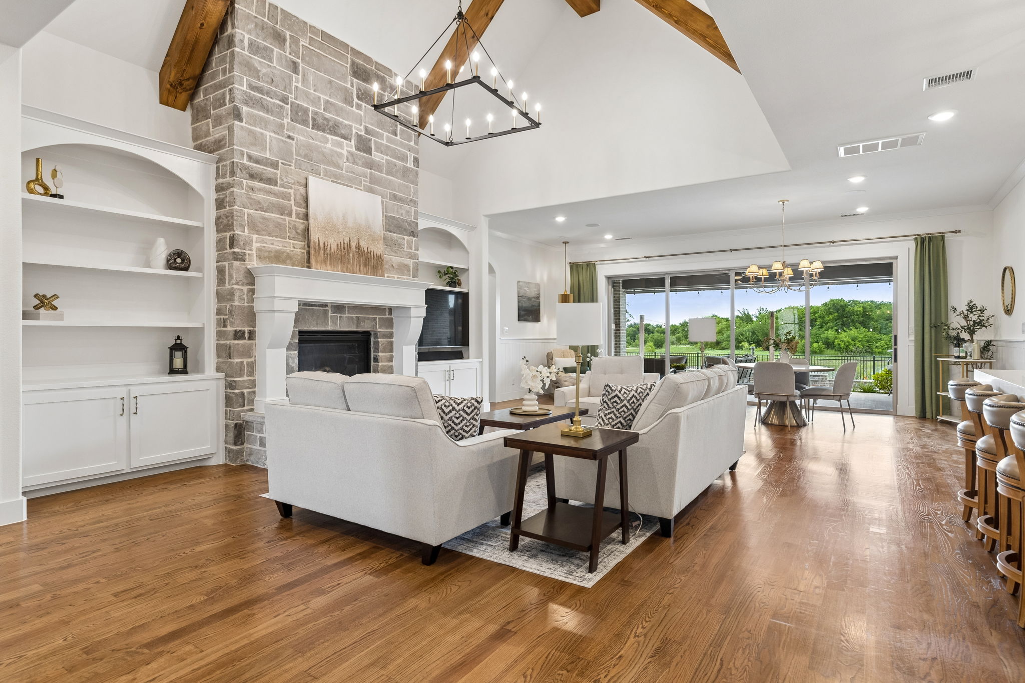 3300Crescent_014