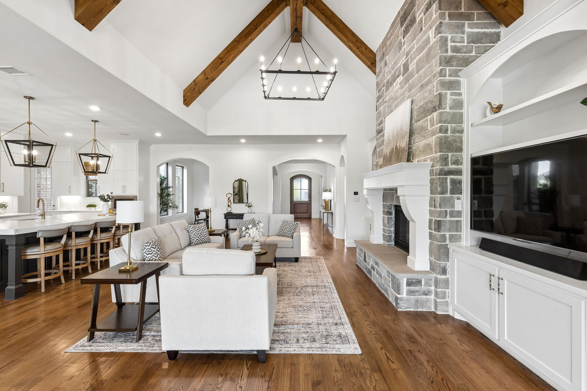 3300Crescent_016