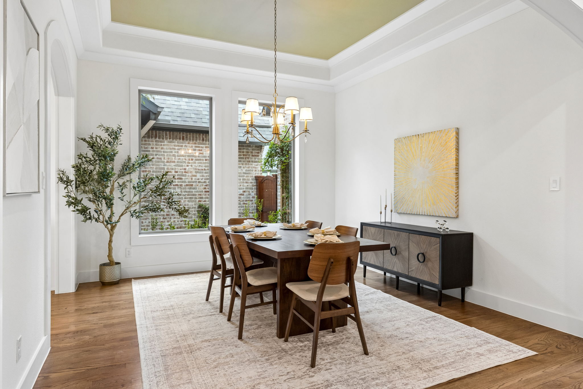 3300Crescent_022