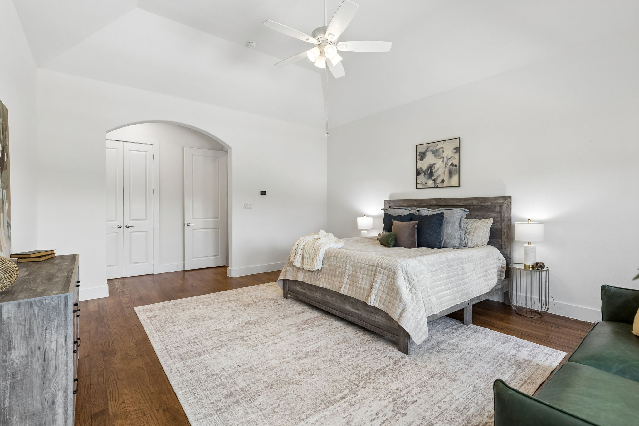 3300Crescent_026