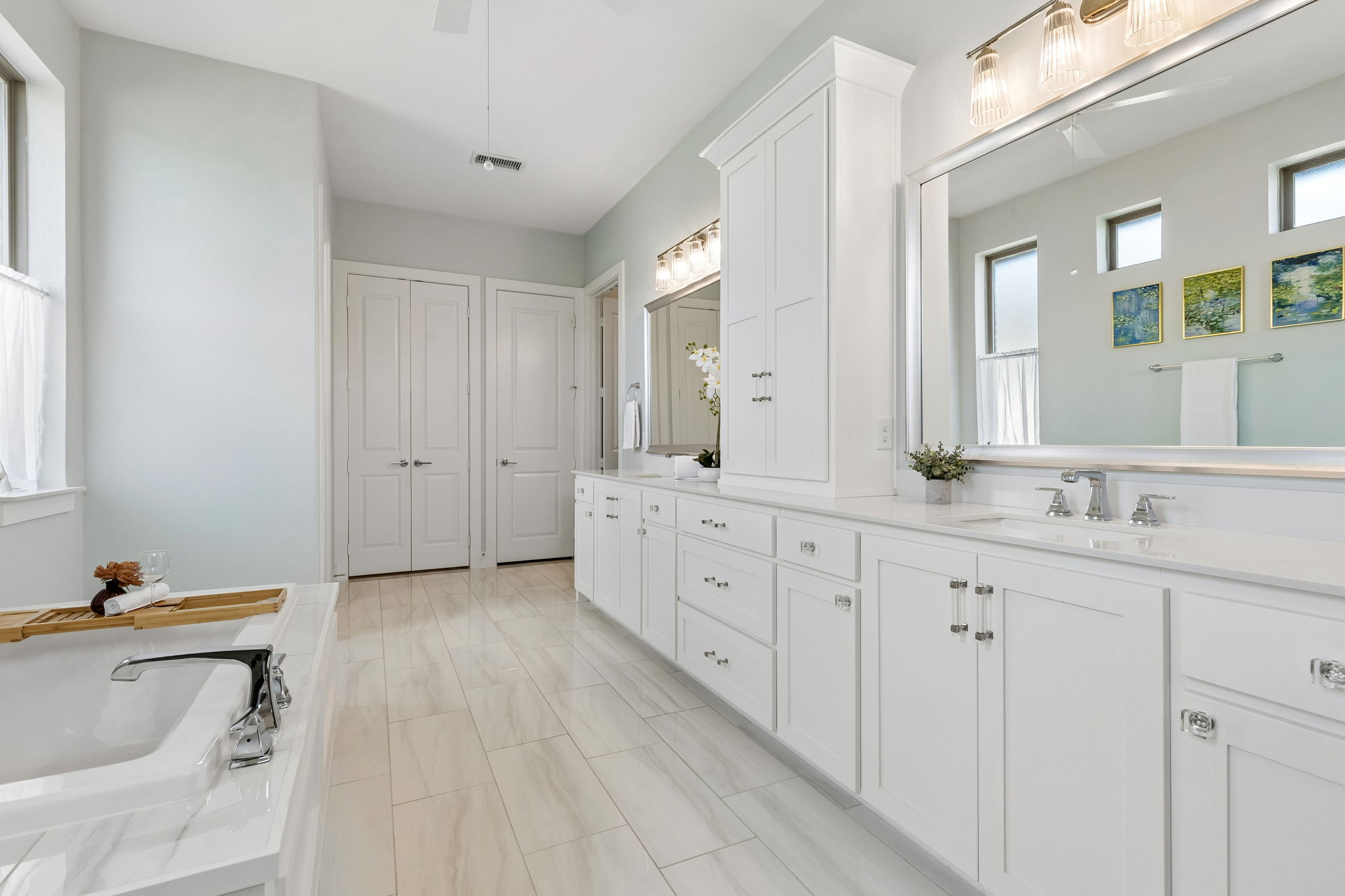 3300Crescent_029