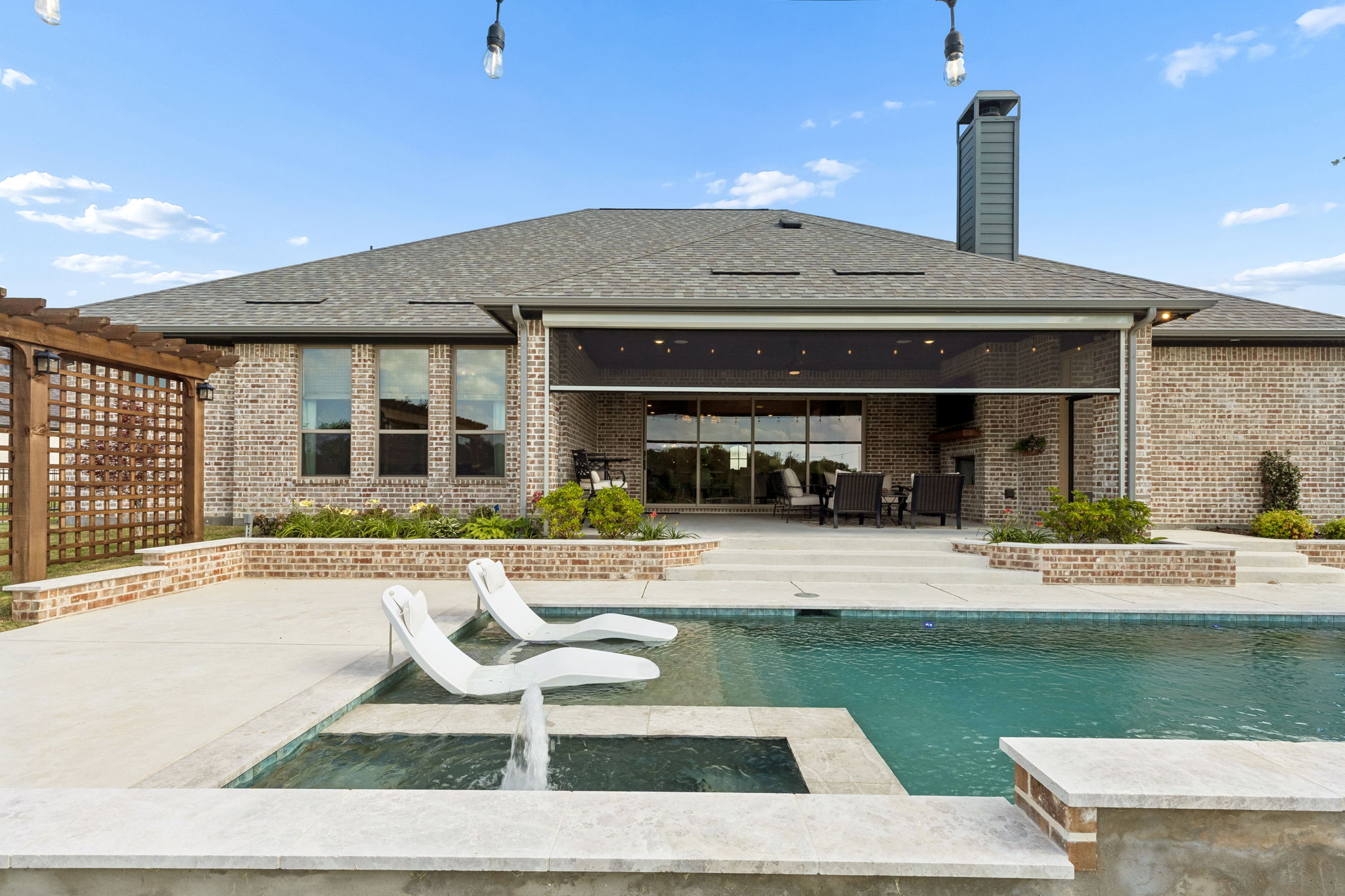 3300Crescent_043