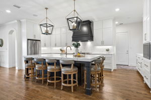 3300Crescent_018