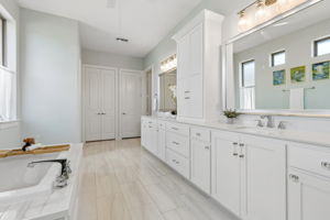 3300Crescent_029