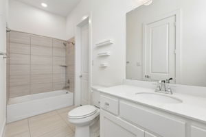 3300Crescent_036