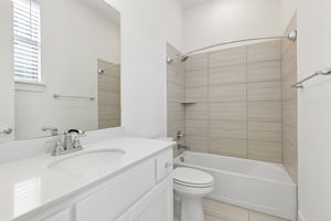 3300Crescent_038