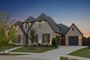 3300Crescent_001
