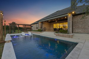 3300Crescent_003