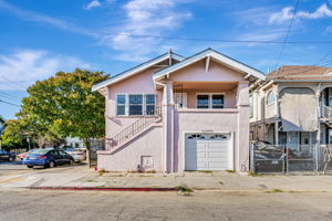001_3300 E 17th St  Oakland