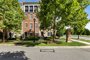 Photo 0