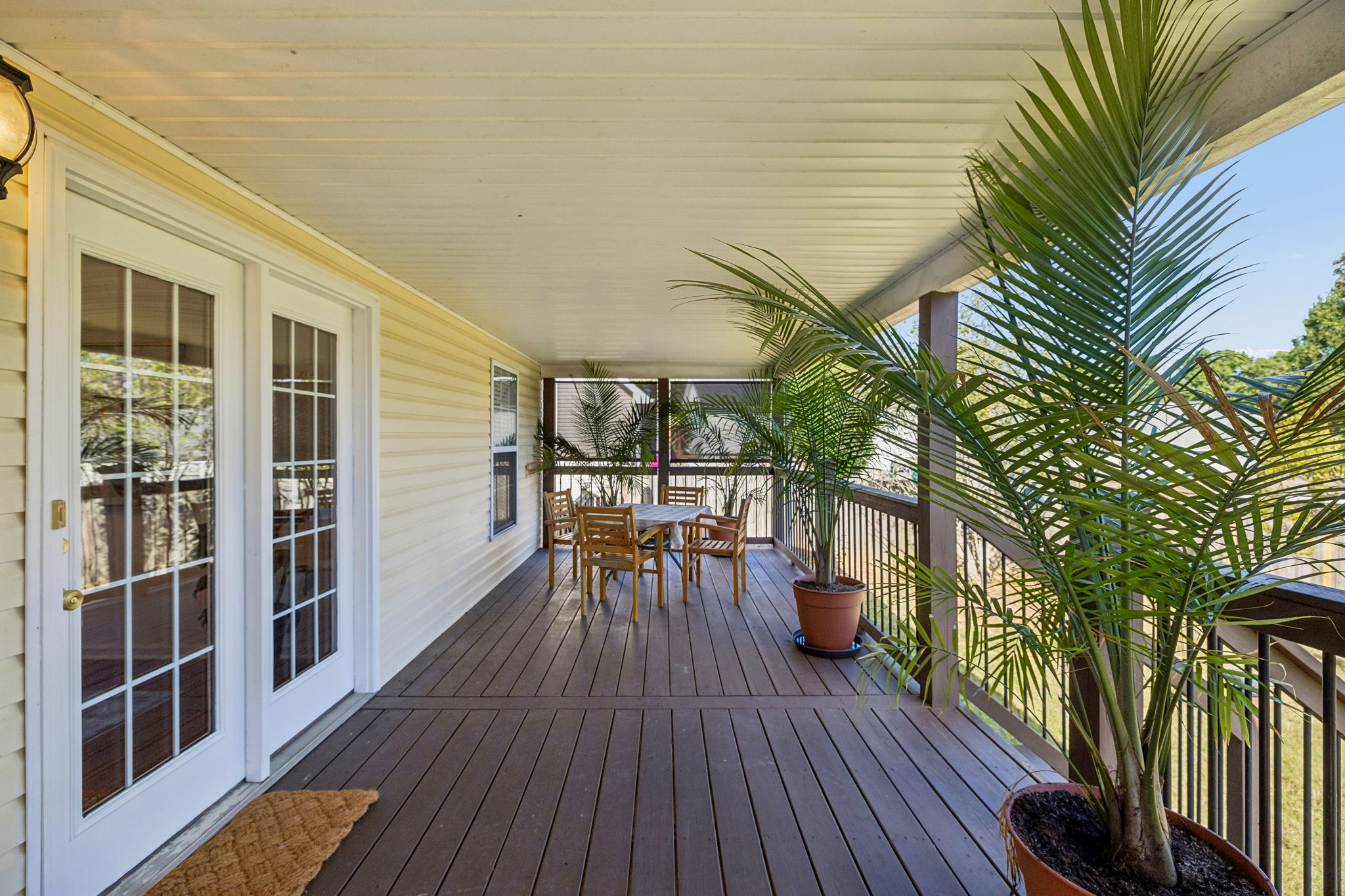 You will want to send all your free time here! New solar/privacy shade for the west sun & additional privacy.