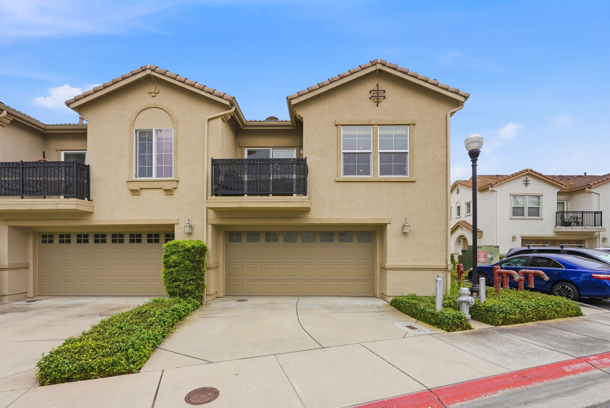 029_f8_3301 N Park Dr 2212
