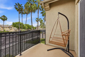 025_f8_3301 N Park Dr 2212