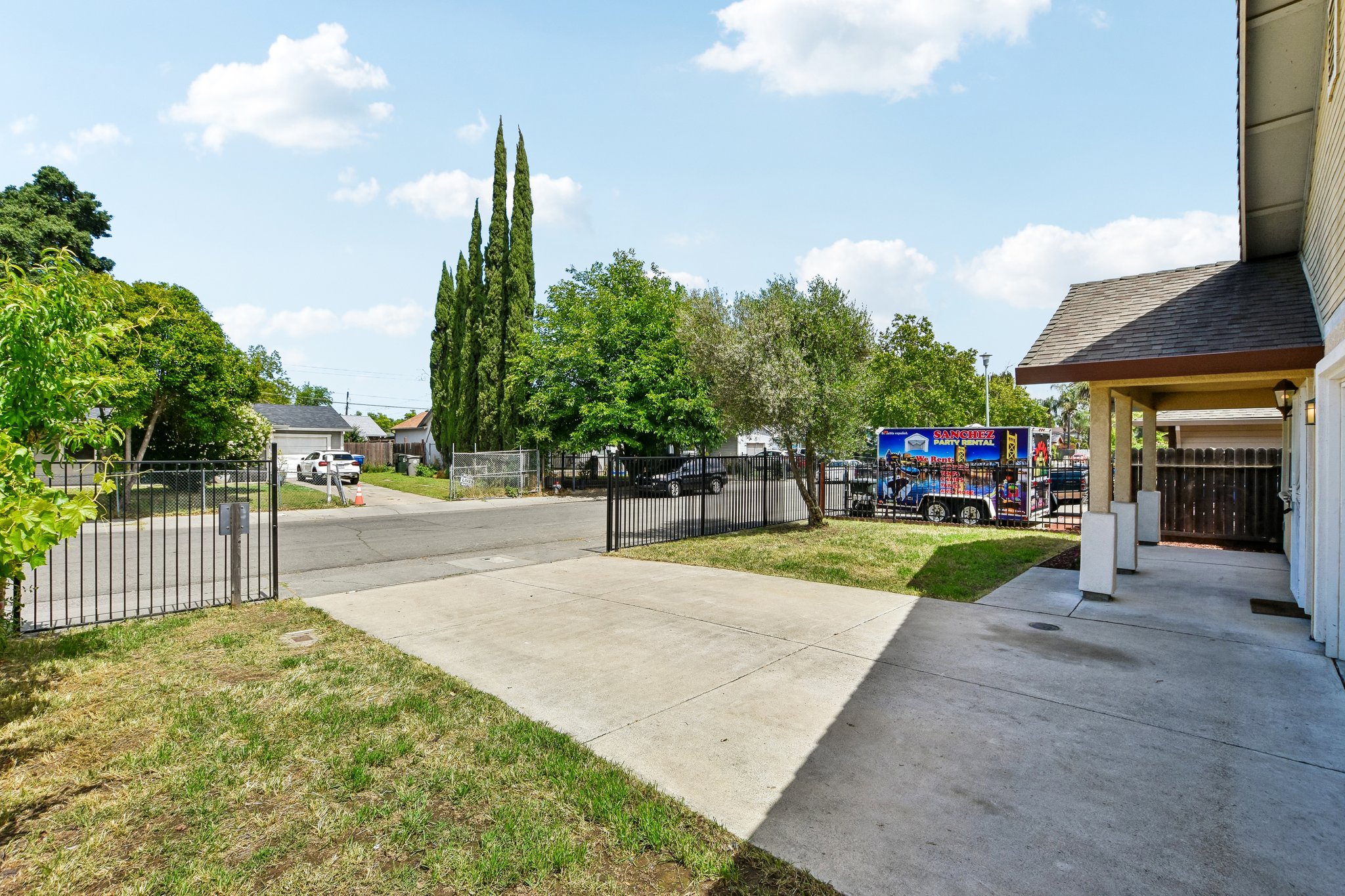 19th Ave-S2504-008.jpg