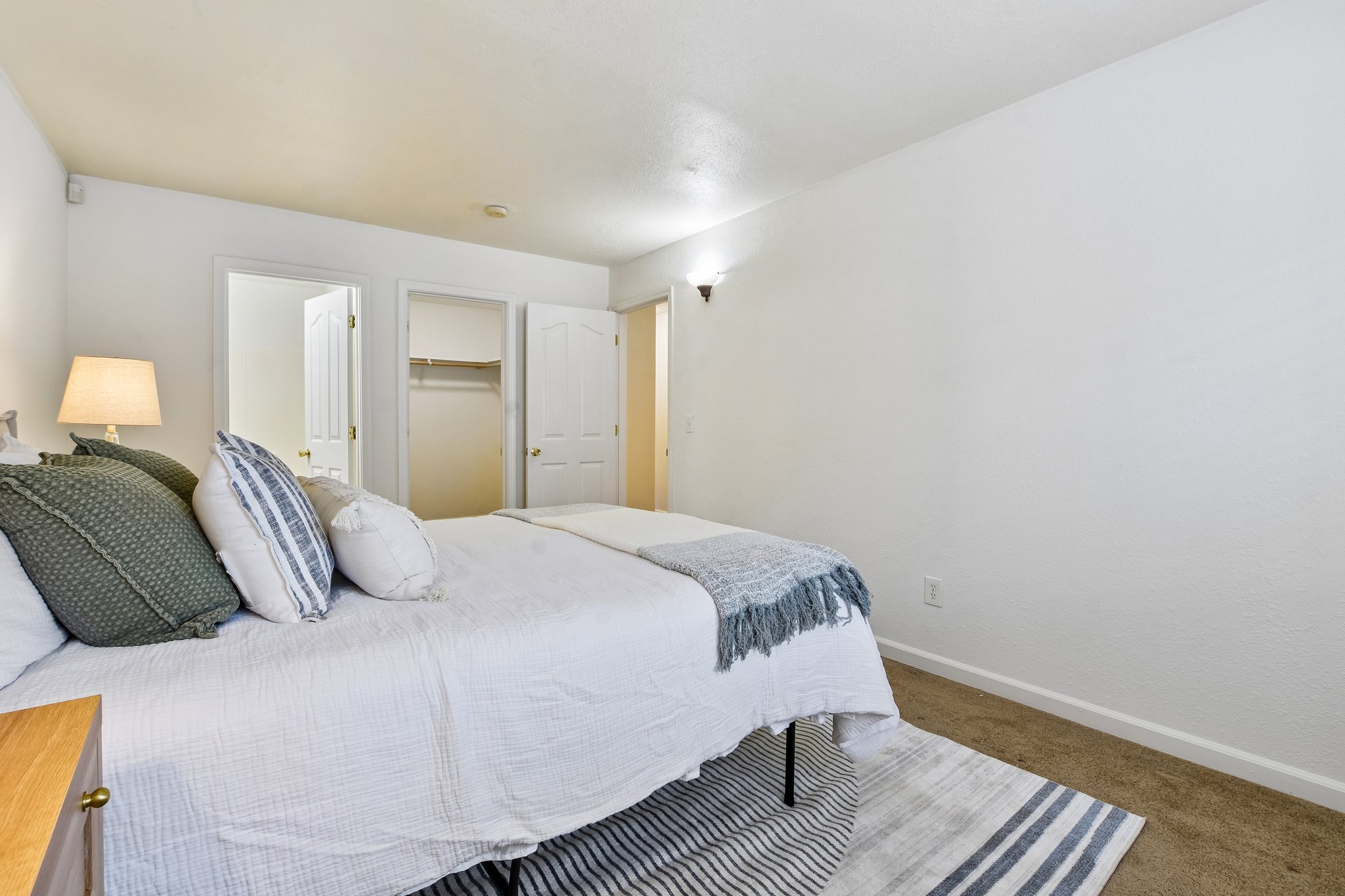 19th Ave-S2504-020.jpg