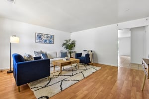 19th Ave-S2504-009.jpg