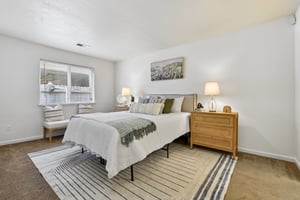 19th Ave-S2504-019.jpg