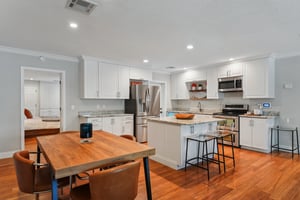 W Beaumont St-2404-013.jpg