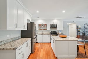 W Beaumont St-2404-019.jpg