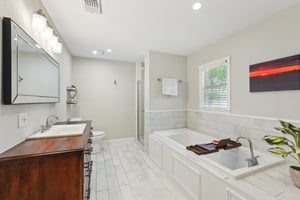 W Beaumont St-2404-041.jpg
