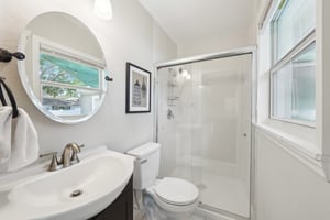 W Beaumont St-2404-047.jpg