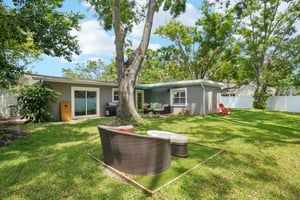 W Beaumont St-2404-055.jpg